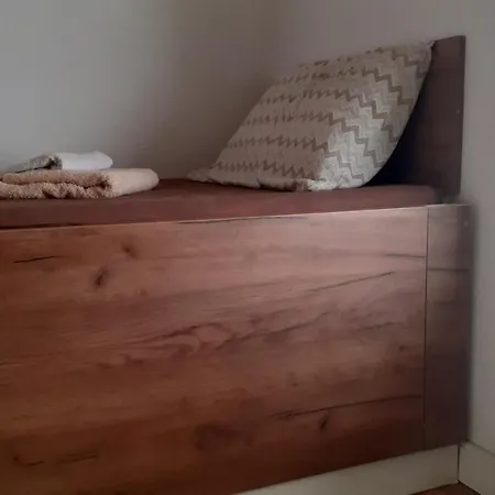 Garmani Apartment