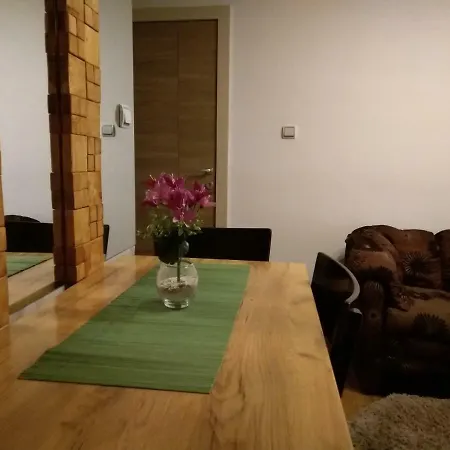 Garmani Apartment *