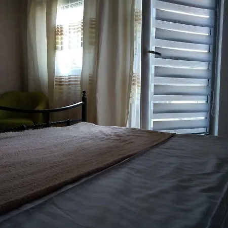 Garmani Apartment