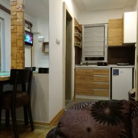 Apartment Garmani *